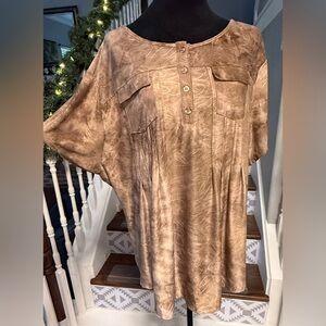 Sienna Grace, Pleated High Low Tan/Brown Print Short Sleeve Top, 3X
